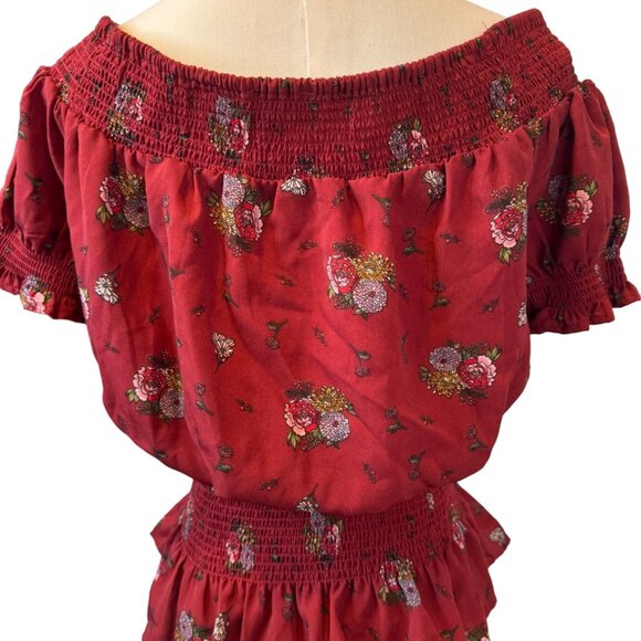 2/$30 Sweet Wanderer L Floral Red Smocked Off-Shoulder or Not - Picture 8 of 13